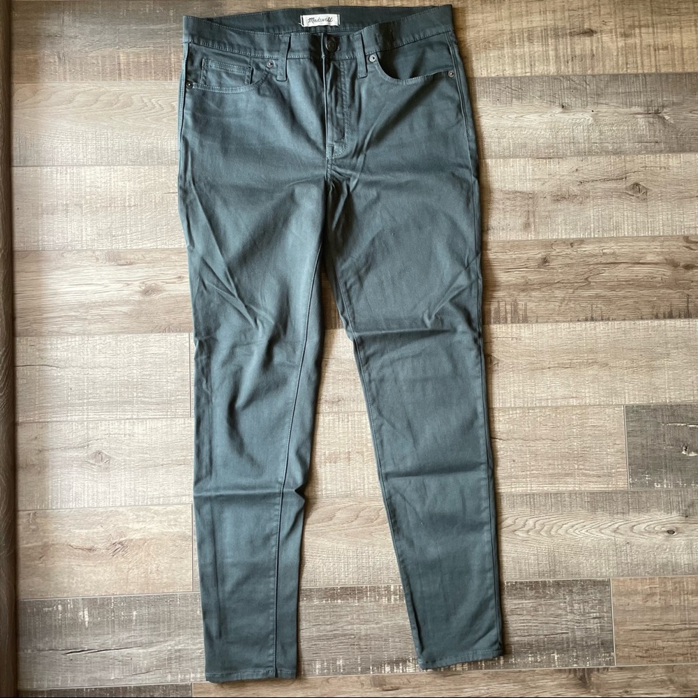 Madewell 9" High Rise Skinny Green pants
